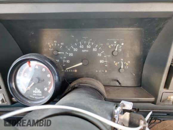 1994 GMC Sierra 1500 z VIN 1GTDC14Z1RZ501012, wystawiony jako Copart lot #68832095 z przebiegiem 94 450 mil mil oraz Szkoda całkowita • Salvage title. Historia ofert i sprzedaży dostępna na DreamBid. Obrazek 9.
