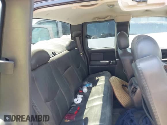 2004 GMC Sierra 1500 SLE with VIN 1GTEK19T44E212539, listed as a IAAI auction lot 42518037 with 241,436 mi miles and . Bid and sale history available at DreamBid. Image 8.