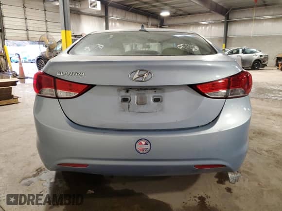 2013 Hyundai Elantra GLS z VIN KMHDH4AE6DU485962, wystawiony jako Copart lot #84523085 z przebiegiem 89 595 mil mil oraz Szkoda całkowita • Salvage title. Historia ofert i sprzedaży dostępna na DreamBid. Obrazek 6.
