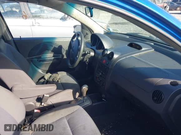 2008 Chevrolet Aveo LS с VIN KL1TD66678B062891, выставлен на аукционе IAAI как лот 43148640 с пробегом 142 678 миль миль и . История ставок и продаж доступна на DreamBid. Изображение 5.