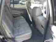 2015 Chevrolet Tahoe LT z VIN 1GNSKBKC8FR547518, wystawiony jako IAAI lot #43544283 z przebiegiem 295 964 mil mil oraz . Historia ofert i sprzedaży dostępna na DreamBid. Obrazek 8.