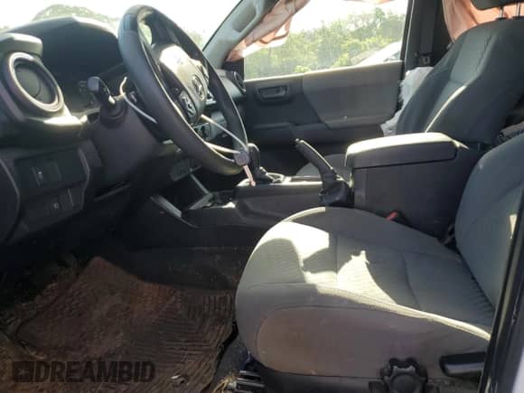 2021 Toyota Tacoma SR с VIN 3TYRX5GN3MT005928, выставлен на аукционе Copart как лот 55757665 с пробегом 139 272 миль миль и Списание • Salvage title. История ставок и продаж доступна на DreamBid. Изображение 7.