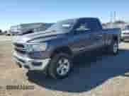 2022 Ram 1500 Lone Star z VIN 1C6RREBT1NN265786, wystawiony jako Copart lot #70775135 z przebiegiem 34 315 mil mil oraz Szkoda całkowita • Salvage title. Historia ofert i sprzedaży dostępna na DreamBid. Obrazek 1.