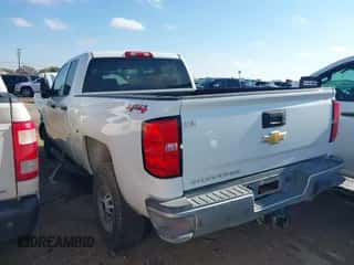 2019 Chevrolet Silverado 2500HD Work Truck с VIN 2GC2KREG3K1163357, выставлен на аукционе IAAI как лот 43364943 с пробегом 80 530 миль миль и . История ставок и продаж доступна на DreamBid. Изображение 3.