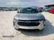 2025 Chevrolet Trax 1RS с VIN KL77LGEP5SC007304, выставлен на аукционе Copart как лот 80820065 с пробегом 4 883 миль миль и Списание • Salvage title. История ставок и продаж доступна на DreamBid. Изображение 15.