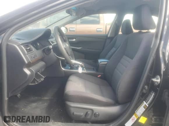 2016 Toyota Camry SE z VIN 4T1BF1FKXGU155322, wystawiony jako Copart lot #84945075 z przebiegiem 155 329 mil mil oraz Szkoda całkowita • Salvage title. Historia ofert i sprzedaży dostępna na DreamBid. Obrazek 7.