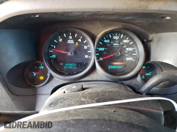 2007 Chevrolet Silverado 1500 1LT with VIN 1GCEK19027Z549701, listed as a Copart auction lot 85838275 with 301,904 mi miles and Salvage title. Bid and sale history available at DreamBid. Image 9.