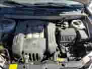 2002 Hyundai Santa Fe GLS z VIN KM8SC13D22U233146, wystawiony jako Copart lot #80273844 z przebiegiem 213 822 mil mil oraz Szkoda całkowita • Salvage title. Historia ofert i sprzedaży dostępna na DreamBid. Obrazek 13.