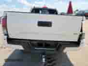 2023 Toyota Tacoma SR z VIN 3TYRZ5CN5PT033640, wystawiony jako Copart lot #69745075 z przebiegiem 14 471 mil mil oraz Szkoda całkowita • Salvage title. Historia ofert i sprzedaży dostępna na DreamBid. Obrazek 6.