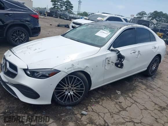 2023 Mercedes-Benz C 300 z VIN W1KAF4GB3PR089916, wystawiony jako IAAI lot #42286260 z przebiegiem 34 050 mil mil oraz . Historia ofert i sprzedaży dostępna na DreamBid. Obrazek 2.