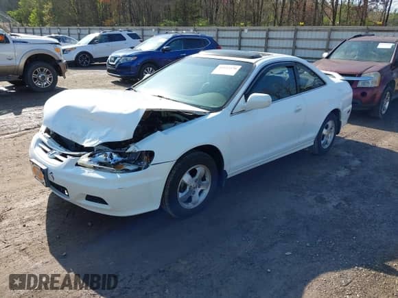 2001 Honda Accord EX with VIN 1HGCG32571A033982, listed as a IAAI auction lot 41933370 with 155,106 mi miles and . Bid and sale history available at DreamBid. Image 2.