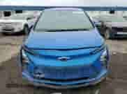 2023 Chevrolet Bolt EV 2LT z VIN 1G1FX6S07P4155789, wystawiony jako Copart lot #69790773 z przebiegiem 5 305 mil mil oraz . Historia ofert i sprzedaży dostępna na DreamBid. Obrazek 5.