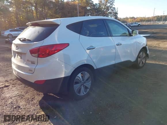 2013 Hyundai Tucson GLS с VIN KM8JUCAC8DU765454, выставлен на аукционе IAAI как лот 43509388 с пробегом 127 017 миль миль и . История ставок и продаж доступна на DreamBid. Изображение 4.