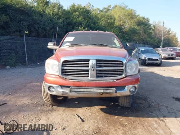 2008 Dodge 1500 SLT с VIN 1D7HU18208S634837, выставлен на аукционе IAAI как лот 43227427 с пробегом 152 401 миль миль и . История ставок и продаж доступна на DreamBid. Изображение 6.