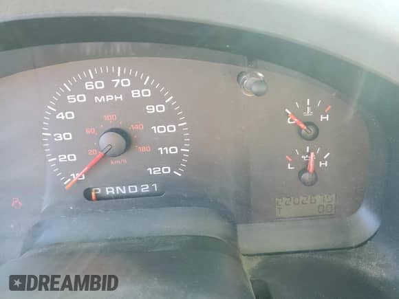 2005 Ford F-150 XL z VIN 1FTRF12W75NA51986, wystawiony jako Copart lot #87040995 z przebiegiem 220 267 mil mil oraz Czysty tytuł • Clean title. Historia ofert i sprzedaży dostępna na DreamBid. Obrazek 9.