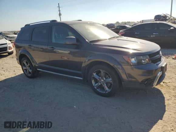 2016 Dodge Journey Crossroad Plus with VIN 3C4PDCGB4GT131957, listed as a Copart auction lot 86998825 with 185,692 mi miles and Clean title. Bid and sale history available at DreamBid. Image 4.