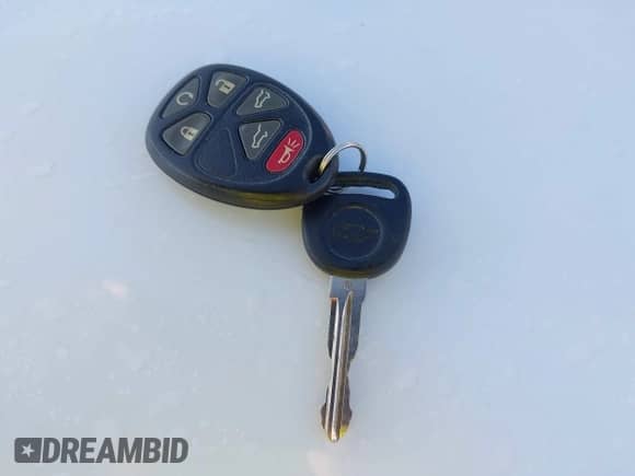 2011 Chevrolet Tahoe LT с VIN 1GNSKBE07BR399485, выставлен на аукционе IAAI как лот 43258165 с пробегом 148 033 миль миль и . История ставок и продаж доступна на DreamBid. Изображение 11.