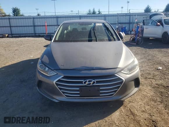 2018 Hyundai Elantra SE z VIN 5NPD74LF8JH266195, wystawiony jako Copart lot #69911415 z przebiegiem Nie podano mil oraz Szkoda całkowita • Salvage title. Historia ofert i sprzedaży dostępna na DreamBid. Obrazek 5.