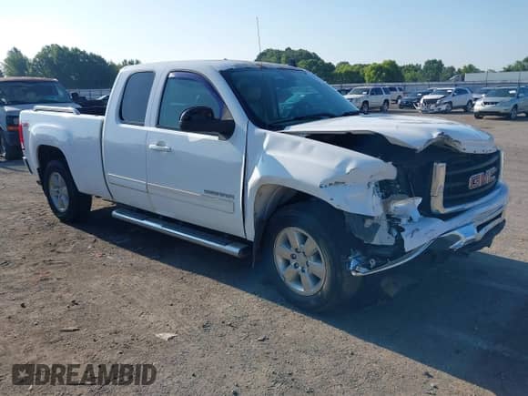 2012 GMC Sierra 1500 SLT with VIN 1GTR2WE71CZ106645, listed as a IAAI auction lot 42581291 with 222,445 mi miles and . Bid and sale history available at DreamBid. Image 1.