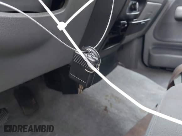 2007 Ford F-150 XLT with VIN 1FTRW14W37KC57632, listed as a IAAI auction lot 41894703 with 302,181 mi miles and . Bid and sale history available at DreamBid. Image 11.