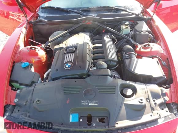 2007 BMW Z4 3.0si с VIN 4USBU53567LX02814, выставлен на аукционе IAAI как лот 42696392 с пробегом 123 441 миль миль и . История ставок и продаж доступна на DreamBid. Изображение 10.