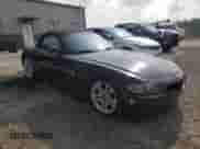 2005 BMW Z4 3.0i с VIN 4USBT53505LT28197, выставлен на аукционе Copart как лот 68156115 с пробегом 189 905 миль миль и Списание • Salvage title. История ставок и продаж доступна на DreamBid. Изображение 4.