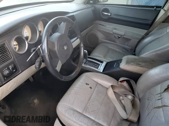 2005 Dodge Magnum RT with VIN 2D4GV58295H549141, listed as a Copart auction lot 76452934 with 194,588 mi miles and Salvage title. Bid and sale history available at DreamBid. Image 7.