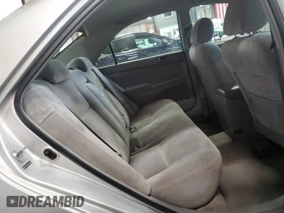 2004 Toyota Camry LE с VIN 4T1BE32K74U363867, выставлен на аукционе Copart как лот 80530065 с пробегом 217 036 миль миль и Списание • Salvage title. История ставок и продаж доступна на DreamBid. Изображение 10.
