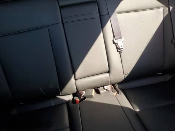 2025 Hyundai Kona Limited с VIN KM8HECA38SU206155, выставлен на аукционе Copart как лот 87183675 с пробегом 644 миль миль и Списание • Salvage title. История ставок и продаж доступна на DreamBid. Изображение 10.