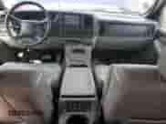 2001 Chevrolet Tahoe LT with VIN 1GNEK13T91R171989, listed as a Copart auction lot 80062185 with 175,339 mi miles and Salvage title. Bid and sale history available at DreamBid. Image 8.