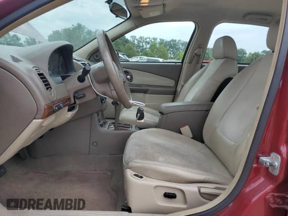 2005 Chevrolet Malibu LT z VIN 1G1ZU54825F152724, wystawiony jako Copart lot #80649345 z przebiegiem 194 391 mil mil oraz Nie do naprawy • Non repairable. Historia ofert i sprzedaży dostępna na DreamBid. Obrazek 7.