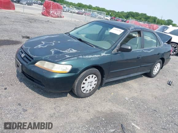 2001 Honda Accord VP с VIN 1HGCF86601A091564, выставлен на аукционе IAAI как лот 42400388 с пробегом 283 122 миль миль и . История ставок и продаж доступна на DreamBid. Изображение 2.
