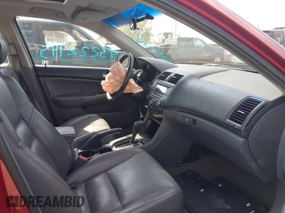 2007 Honda Accord EX-L с VIN 1HGCM56897A069335, выставлен на аукционе IAAI как лот 43222995 с пробегом 190 384 миль миль и . История ставок и продаж доступна на DreamBid. Изображение 5.