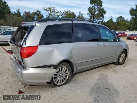 2010 Toyota Sienna XLE с VIN 5TDYK4CC8AS339789, выставлен на аукционе Copart как лот 85838045 с пробегом 178 977 миль миль и Списание • Salvage title. История ставок и продаж доступна на DreamBid. Изображение 3.