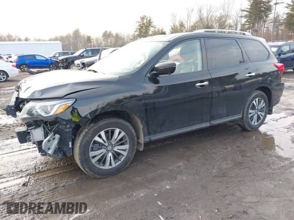 2017 Nissan Pathfinder SV with VIN 5N1DR2MM9HC633277, listed as a IAAI auction lot 41697958 with 51,891 mi miles and . Bid and sale history available at DreamBid. Image 2.