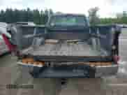 2011 GMC Sierra 1500 Work Truck z VIN 1GTN2TE0XBZ105489, wystawiony jako Copart lot #60277115 z przebiegiem 158 408 mil mil oraz Szkoda całkowita • Salvage title. Historia ofert i sprzedaży dostępna na DreamBid. Obrazek 6.