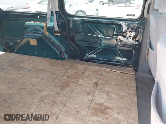 1999 Chevrolet Venture with VIN 1GNDX03E3XD262769, listed as a IAAI auction lot 42248593 with 155,376 mi miles and . Bid and sale history available at DreamBid. Image 8.