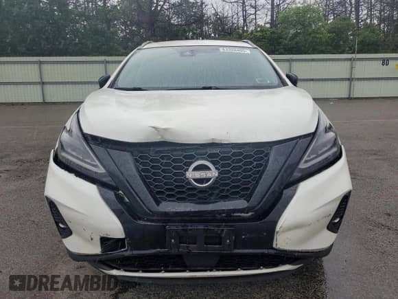 2024 Nissan Murano SV with VIN 5N1AZ2BS8RC102836, listed as a Copart auction lot 63328405 with 9,600 mi miles and Salvage title. Bid and sale history available at DreamBid. Image 5.