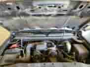 2012 Chevrolet Silverado 1500 Work Truck z VIN 1GCNKPEX6CZ336203, wystawiony jako Copart lot #85278025 z przebiegiem 117 157 mil mil oraz Szkoda całkowita • Salvage title. Historia ofert i sprzedaży dostępna na DreamBid. Obrazek 11.