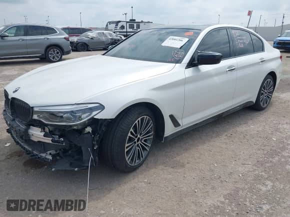 2018 BMW 5 Series 540i с VIN WBAJE5C53JWA96389, выставлен на аукционе IAAI как лот 43081206 с пробегом 110 290 миль миль и . История ставок и продаж доступна на DreamBid. Изображение 2.