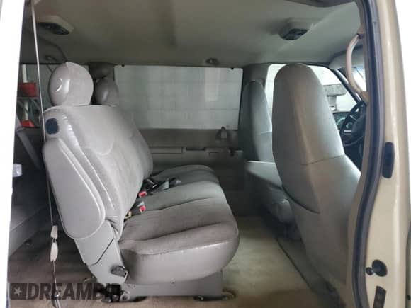 2004 Chevrolet Astro с VIN 1GNDM19X44B127282, выставлен на аукционе Copart как лот 83985534 с пробегом Не указан миль и На запчасти • Non repairable. История ставок и продаж доступна на DreamBid. Изображение 11.
