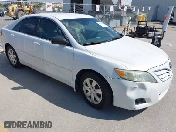 2011 Toyota Camry LE z VIN 4T4BF3EK2BR109897, wystawiony jako IAAI lot #43313655 z przebiegiem 100 020 mil mil oraz . Historia ofert i sprzedaży dostępna na DreamBid. Obrazek 6.