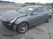 2011 Hyundai Sonata SE с VIN 5NPEC4AC6BH301455, выставлен на аукционе IAAI как лот 43288391 с пробегом 114 392 миль миль и . История ставок и продаж доступна на DreamBid. Изображение 2.