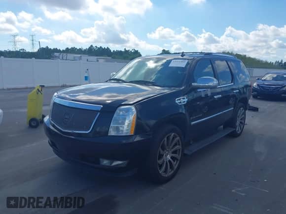 2009 Cadillac Escalade with VIN 1GYFC23279R211273, listed as a IAAI auction lot 43311405 with 253,555 mi miles and . Bid and sale history available at DreamBid. Image 2.