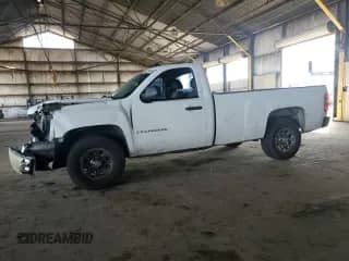 2007 Chevrolet Silverado 1500 Work Truck with VIN 1GCEC14X97Z597097, listed as a Copart auction lot 48926605 with 271,651 mi miles and Salvage title. Bid and sale history available at DreamBid. Image 1.