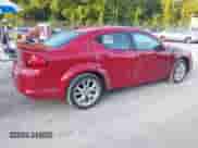 2012 Dodge Avenger R/T z VIN 1C3CDZBG5CN137706, wystawiony jako IAAI lot #42546528 z przebiegiem 107 624 mil mil oraz . Historia ofert i sprzedaży dostępna na DreamBid. Obrazek 4.