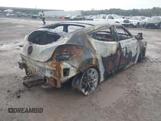 2015 Hyundai Veloster Turbo z VIN KMHTC6AE8FU222719, wystawiony jako IAAI lot #43280698 z przebiegiem Nie podano mil oraz . Historia ofert i sprzedaży dostępna na DreamBid. Obrazek 4.