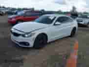 2019 BMW 4 Series 430i xDrive z VIN WBA4J3C58KBL06374, wystawiony jako IAAI lot #42881685 z przebiegiem 84 874 mil mil oraz . Historia ofert i sprzedaży dostępna na DreamBid. Obrazek 17.