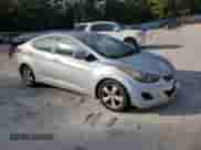 2013 Hyundai Elantra GLS z VIN 5NPDH4AE3DH356835, wystawiony jako Copart lot #81743535 z przebiegiem 167 305 mil mil oraz Czysty tytuł • Clean title. Historia ofert i sprzedaży dostępna na DreamBid. Obrazek 4.