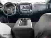 2014 Chevrolet Silverado 1500 Work Truck z VIN 1GCRCPECXEZ126329, wystawiony jako Copart lot #70720005 z przebiegiem 58 555 mil mil oraz Szkoda całkowita • Salvage title. Historia ofert i sprzedaży dostępna na DreamBid. Obrazek 8.